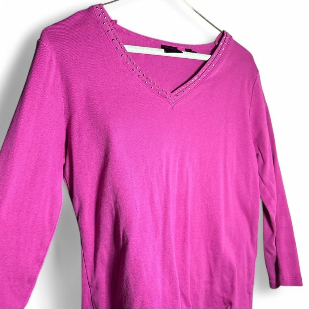 Women's Pink V-Neck Top